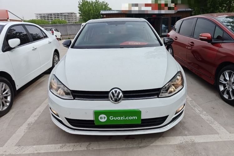 Used Volkswagen Golf 2017 230TSI Automatic Comfort Edition – Celebrating Milestone of One Million Units Front