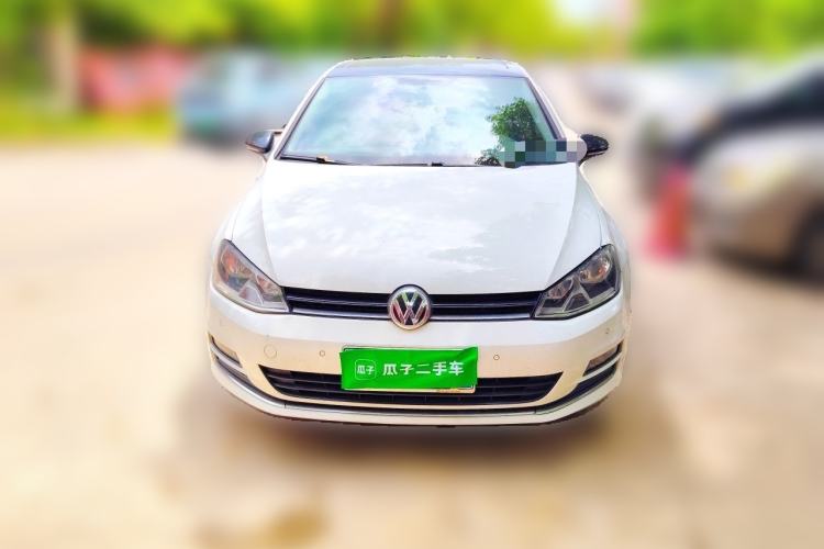 Used Volkswagen Golf 2017 1.6L Automatic Comfort Million-Vehicle Anniversary Edition Front