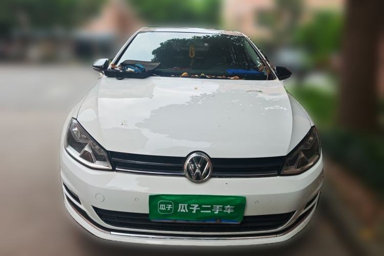 Used Volkswagen Golf 2017 1.6L Automatic Comfort Million-Vehicle Anniversary Edition Front