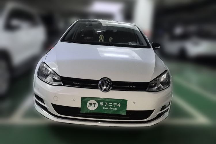 Used Volkswagen Golf 2017 230TSI Automatic Comfort Edition – Celebrating Milestone of One Million Units Front