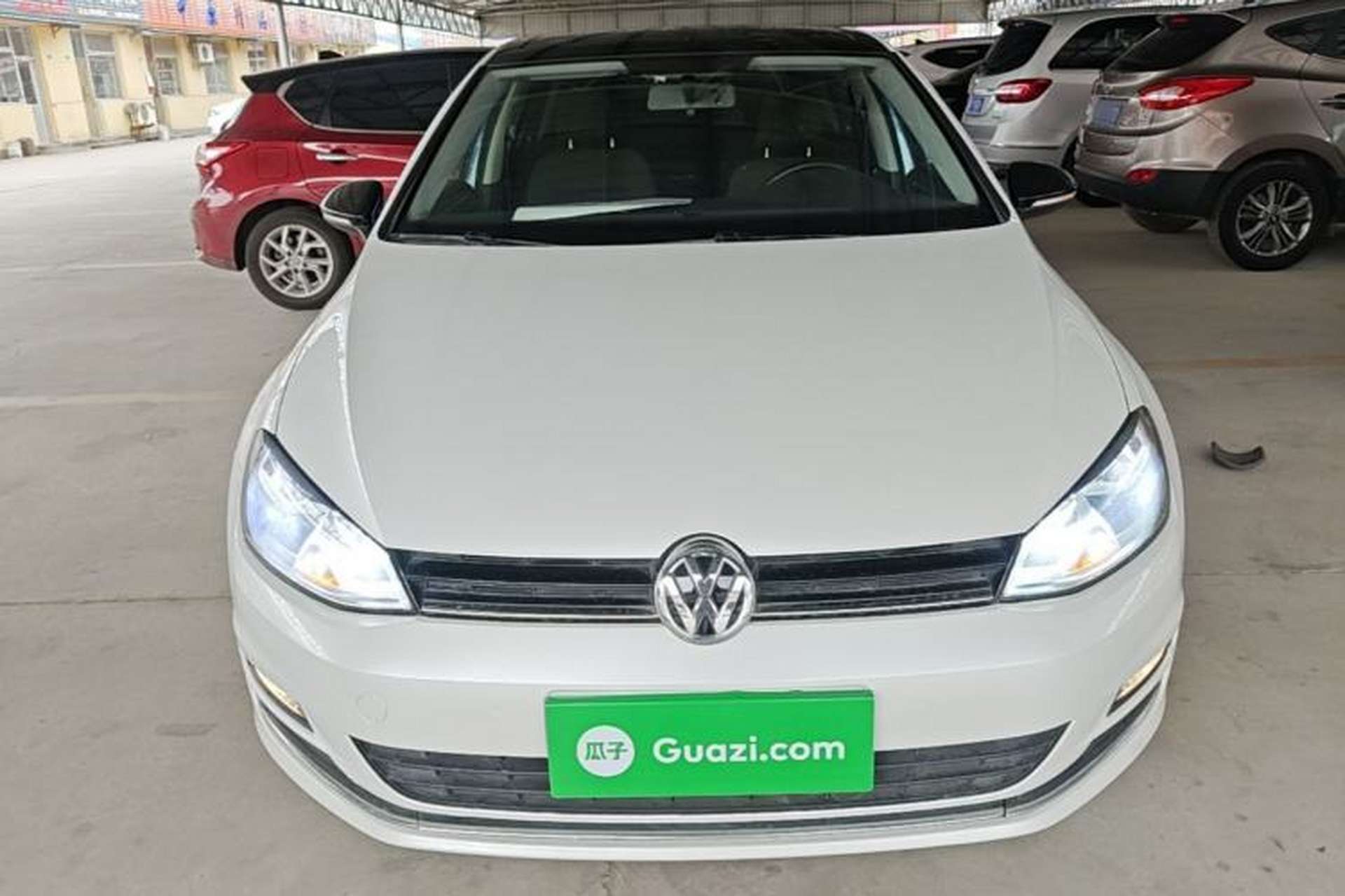 Used Volkswagen Golf 2017 230TSI Automatic Comfort Edition – Celebrating Milestone of One Million Units Front
