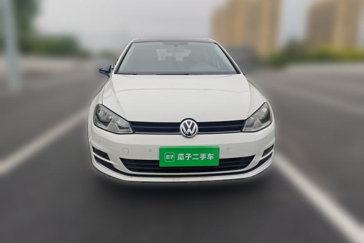 Used Volkswagen Golf 2017 230TSI Automatic Comfort Edition – Celebrating Milestone of One Million Units Front