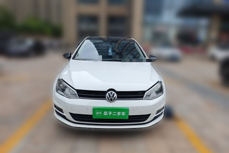 Used Volkswagen Golf 2017 230TSI Automatic Comfort Edition – Celebrating Milestone of One Million Units Front