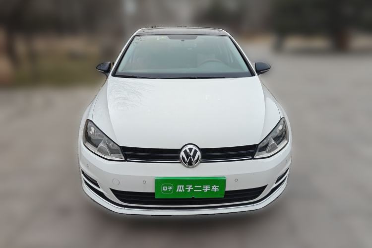 Used Volkswagen Golf 2017 230TSI Automatic Comfort Edition – Celebrating Milestone of One Million Units Front