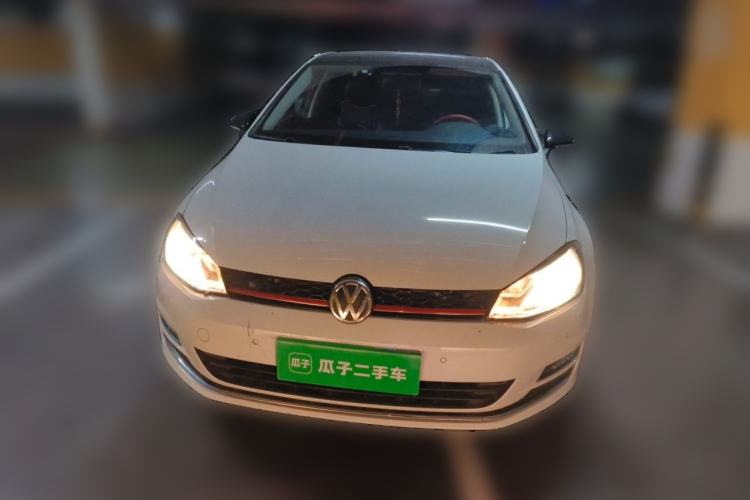 Used Volkswagen Golf 2017 230TSI Automatic Comfort Edition – Celebrating Milestone of One Million Units Front
