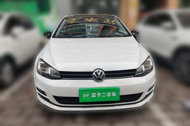 Used Volkswagen Golf 2017 1.6L Automatic Comfort Million-Vehicle Anniversary Edition Front