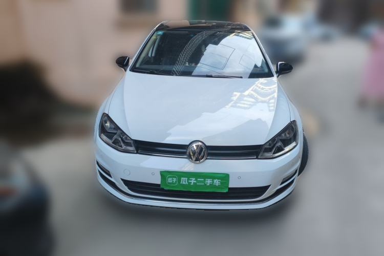 Used Volkswagen Golf 2017 1.6L Automatic Comfort Million-Vehicle Anniversary Edition Front