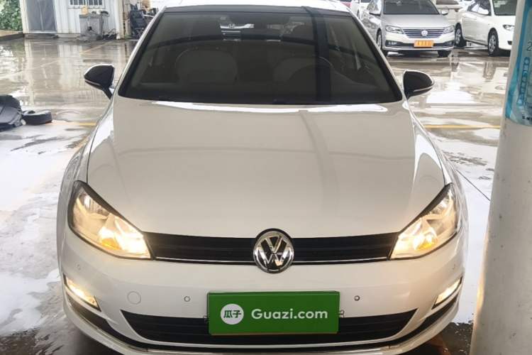 Used Volkswagen Golf 2017 230TSI Automatic Luxury Million-Vehicle Commemorative Edition Front