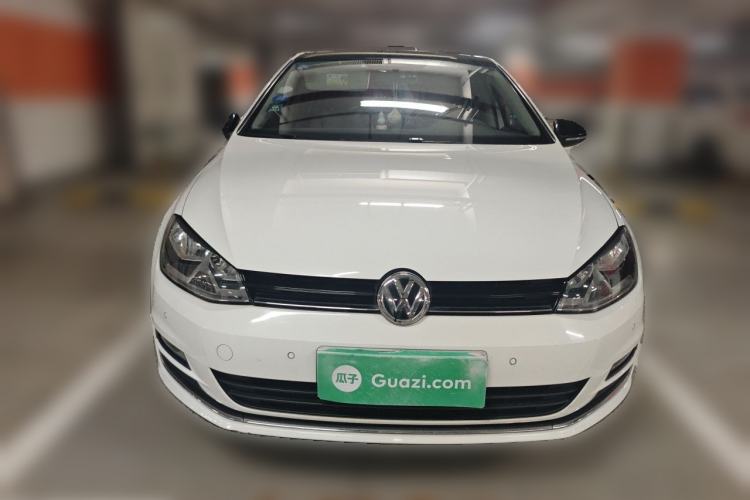Used Volkswagen Golf 2017 230TSI Automatic Comfort Edition – Celebrating Milestone of One Million Units Front