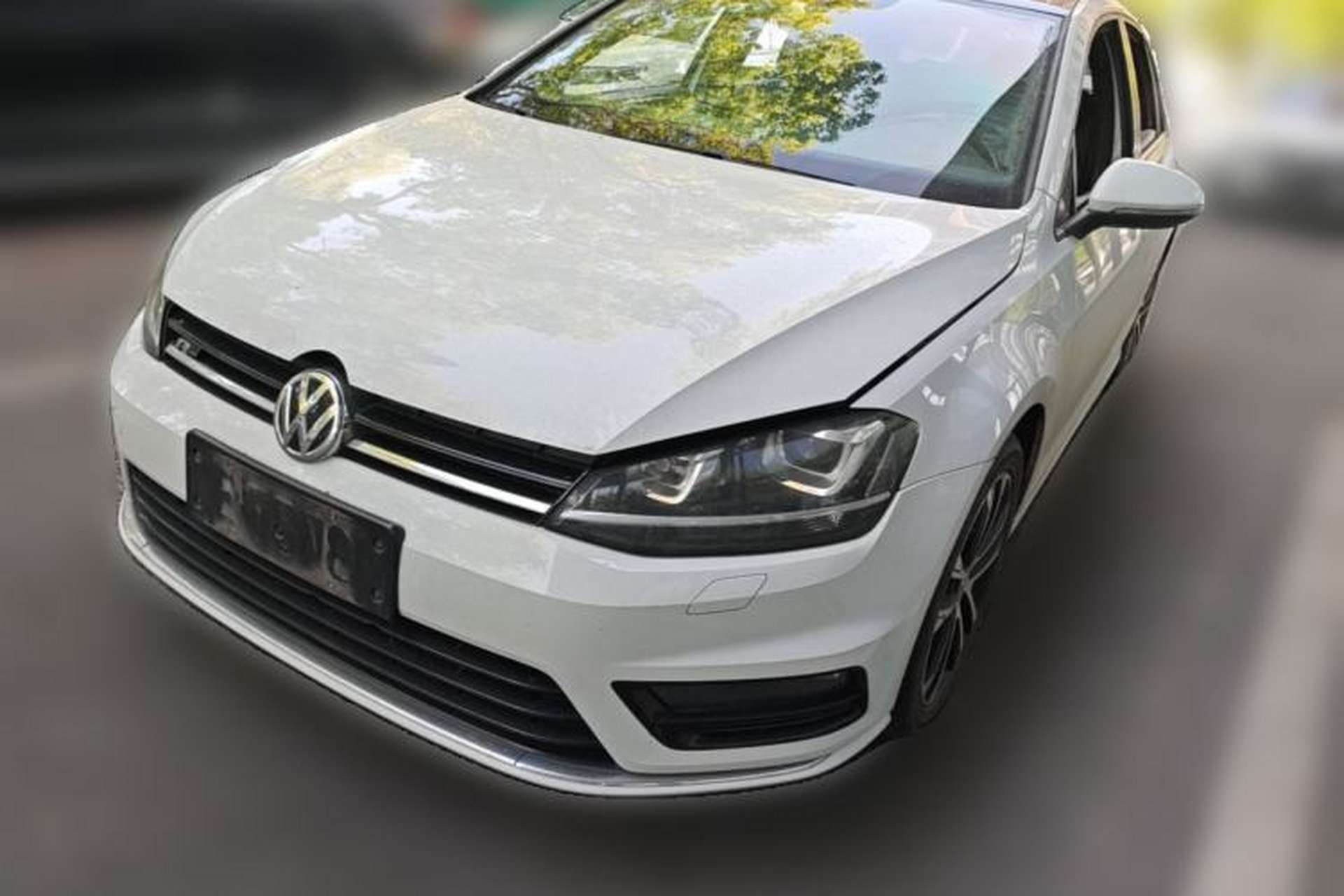 Used Volkswagen Golf 2017 280TSI Automatic R-Line Million-Vehicle Commemorative Edition Front Left 45 Deg