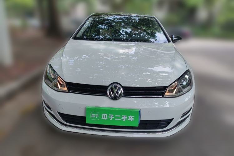 Used Volkswagen Golf 2017 230TSI Automatic Comfort Edition – Celebrating Milestone of One Million Units Front