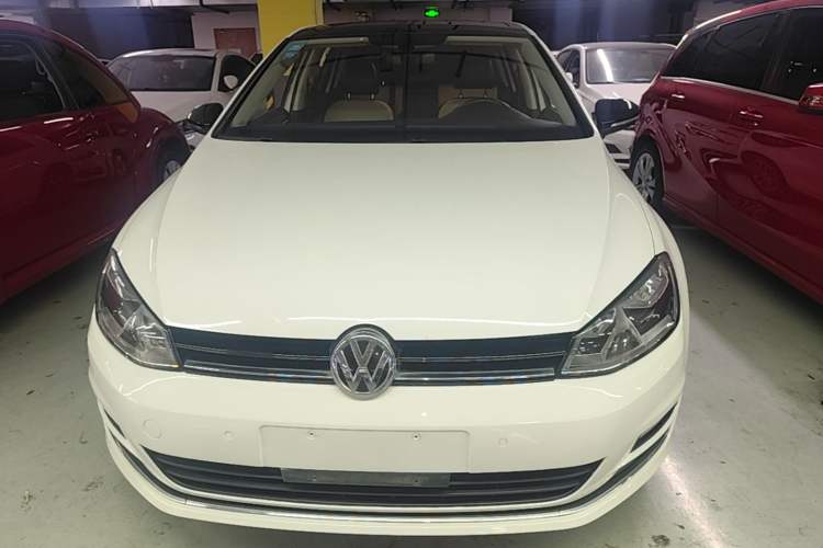 Used Volkswagen Golf 2017 230TSI Automatic Luxury Million-Vehicle Commemorative Edition Front