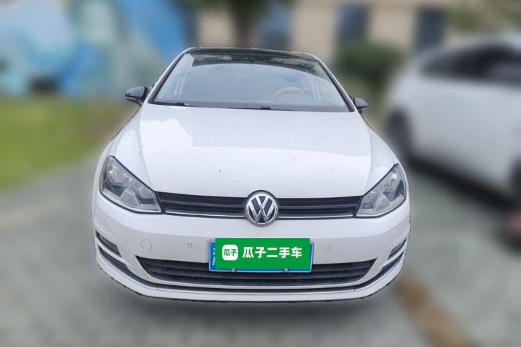 Used Volkswagen Golf 2017 1.6L Automatic Comfort Million-Vehicle Anniversary Edition Front