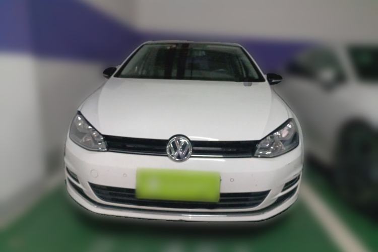 Used Volkswagen Golf 2017 230TSI Automatic Comfort Edition – Celebrating Milestone of One Million Units Front