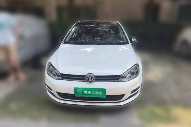 Used Volkswagen Golf 2017 230TSI Automatic Comfort Edition – Celebrating Milestone of One Million Units Front