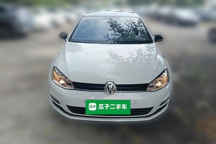Used Volkswagen Golf 2017 230TSI Automatic Comfort Edition – Celebrating Milestone of One Million Units Front