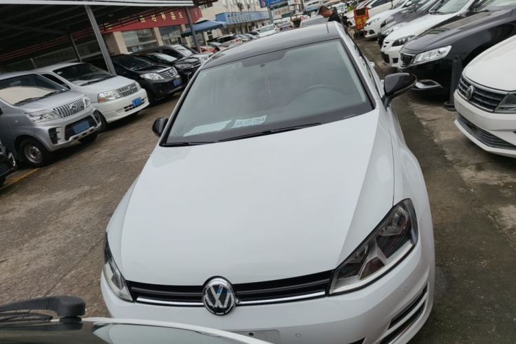 Used Volkswagen Golf 2017 230TSI Automatic Comfort Edition – Celebrating Milestone of One Million Units Front
