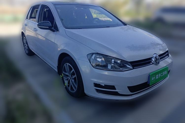 Used Volkswagen Golf 2017 230TSI Automatic Luxury Million-Vehicle Commemorative Edition Front Right 45 Deg