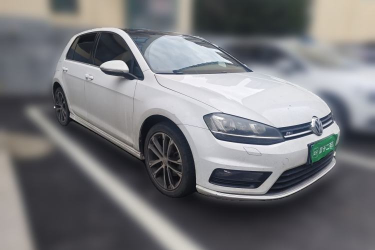 Used Volkswagen Golf 2017 280TSI Automatic R-Line Million-Vehicle Commemorative Edition Front Right 45 Deg