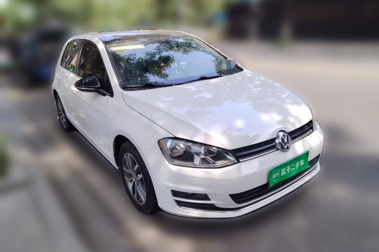 Used Volkswagen Golf 2017 230TSI Automatic Luxury Million-Vehicle Commemorative Edition Front Right 45 Deg
