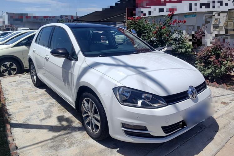 Used Volkswagen Golf 2017 230TSI Automatic Luxury Million-Vehicle Commemorative Edition Front Right 45 Deg