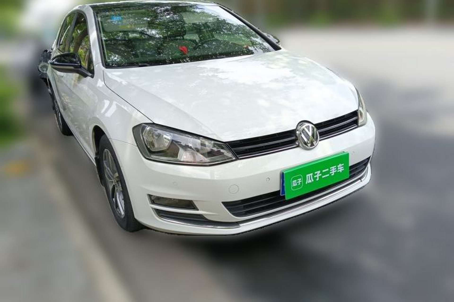 Used Volkswagen Golf 2017 230TSI Automatic Luxury Million-Vehicle Commemorative Edition Front Right 45 Deg