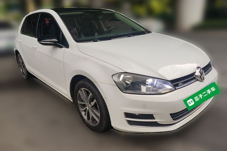 Used Volkswagen Golf 2017 230TSI Automatic Luxury Million-Vehicle Commemorative Edition Front Right 45 Deg