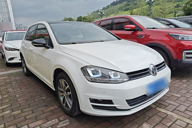 Used Volkswagen Golf 2017 230TSI Automatic Luxury Million-Vehicle Commemorative Edition Front Right 45 Deg