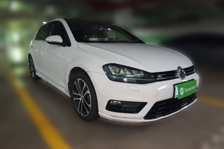 Used Volkswagen Golf 2017 280TSI Automatic R-Line Million-Vehicle Commemorative Edition Front Right 45 Deg