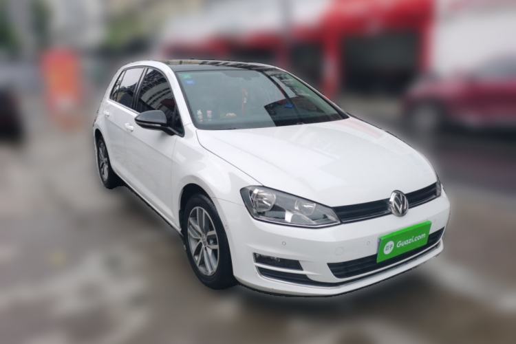 Used Volkswagen Golf 2017 230TSI Automatic Luxury Million-Vehicle Commemorative Edition Front Right 45 Deg