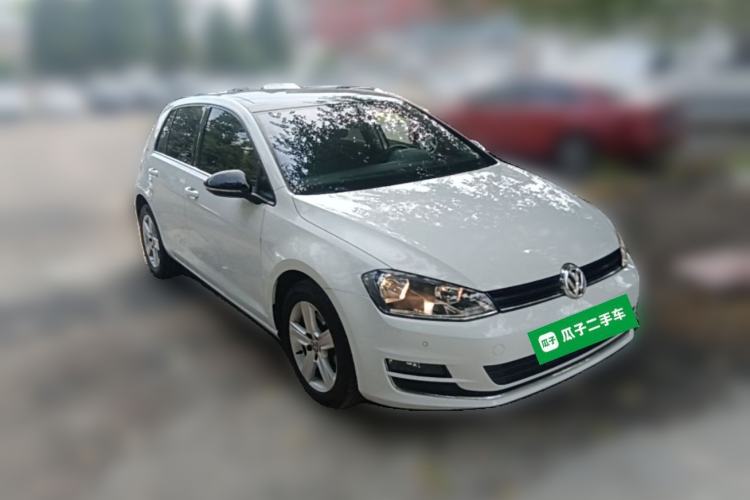 Used Volkswagen Golf 2017 230TSI Automatic Comfort Edition – Celebrating Milestone of One Million Units Front Right 45 Deg