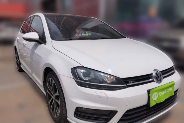 Used Volkswagen Golf 2017 280TSI Automatic R-Line Million-Vehicle Commemorative Edition Front Right 45 Deg