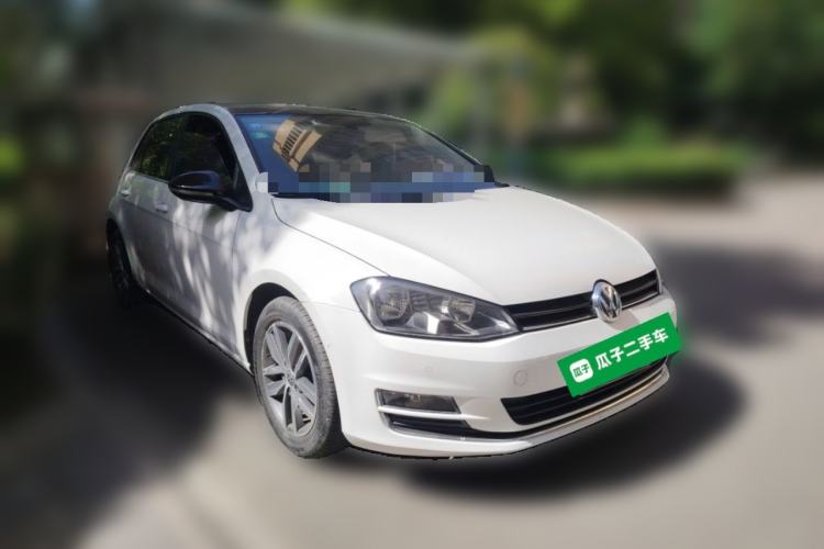 Used Volkswagen Golf 2017 230TSI Automatic Luxury Million-Vehicle Commemorative Edition Front Right 45 Deg