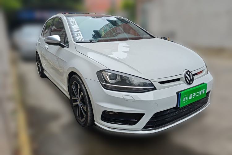Used Volkswagen Golf 2017 280TSI Automatic R-Line Million-Vehicle Commemorative Edition Front Right 45 Deg