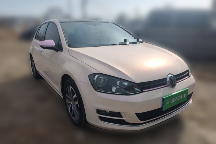Used Volkswagen Golf 2017 230TSI Automatic Luxury Million-Vehicle Commemorative Edition Front Right 45 Deg