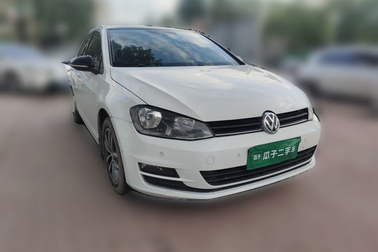 Used Volkswagen Golf 2017 230TSI Automatic Luxury Million-Vehicle Commemorative Edition Front Right 45 Deg