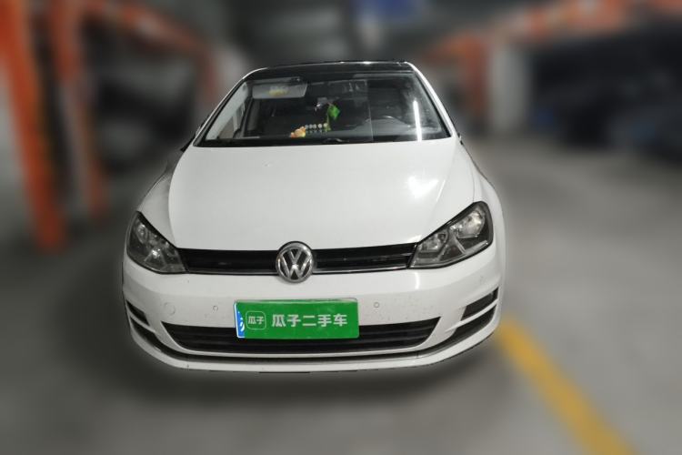 Used Volkswagen Golf 2017 230TSI Automatic Comfort Edition – Celebrating Milestone of One Million Units Front