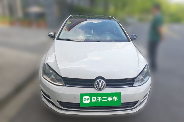 Used Volkswagen Golf 2017 230TSI Automatic Comfort Edition – Celebrating Milestone of One Million Units Front
