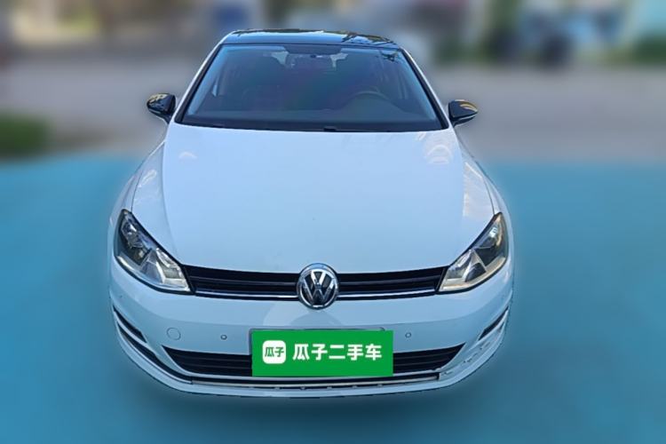 Used Volkswagen Golf 2017 230TSI Automatic Comfort Edition – Celebrating Milestone of One Million Units Front