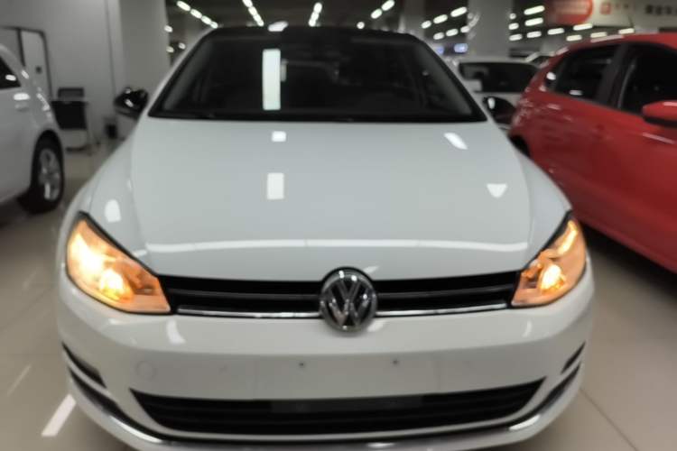 Used Volkswagen Golf 2017 230TSI Automatic Luxury Million-Vehicle Commemorative Edition Front
