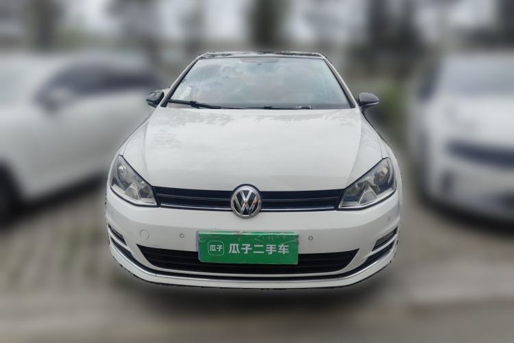 Used Volkswagen Golf 2017 1.6L Automatic Comfort Million-Vehicle Anniversary Edition Front