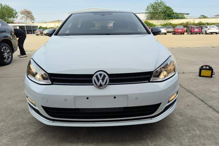 Used Volkswagen Golf 2017 230TSI Automatic Luxury Million-Vehicle Commemorative Edition Front