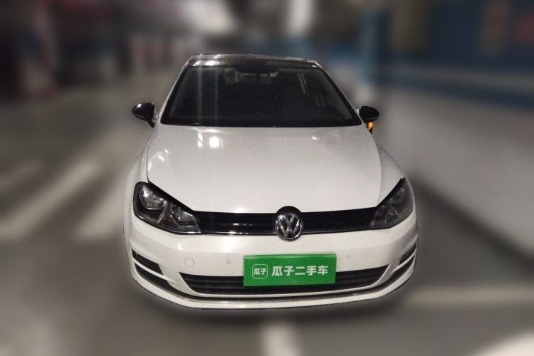 Used Volkswagen Golf 2017 230TSI Automatic Comfort Edition – Celebrating Milestone of One Million Units Front
