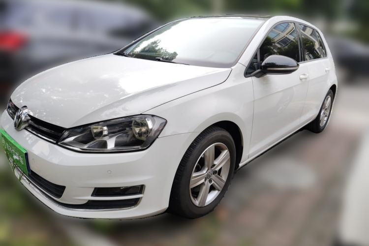 Used Volkswagen Golf 2017 230TSI Automatic Comfort Edition – Celebrating Milestone of One Million Units Guazi used car, China used car export, Used car for sale, Used  cars, Cheapest cars for sale