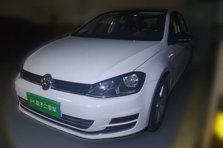 Used Volkswagen Golf 2017 1.6L Automatic Comfort Million-Vehicle Anniversary Edition Guazi used car, China used car export, Used car for sale, Used  cars, Cheapest cars for sale