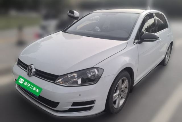 Used Volkswagen Golf 2017 1.6L Automatic Comfort Million-Vehicle Anniversary Edition