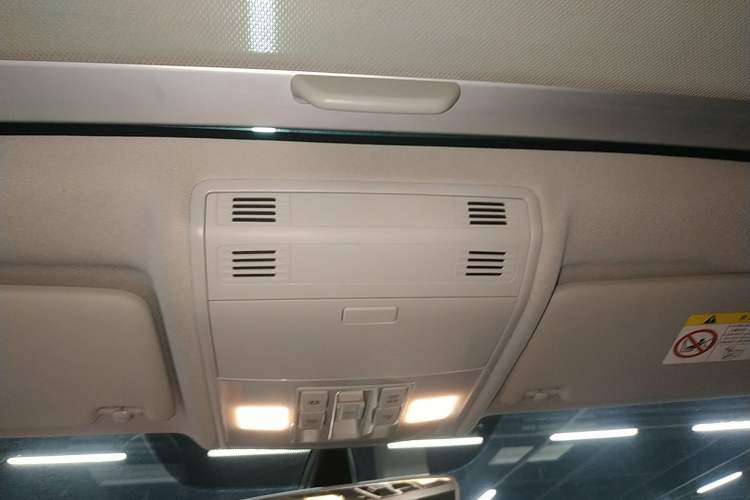 Used Volkswagen Golf 2017 230TSI Automatic Luxury Million-Vehicle Commemorative Edition Headliner