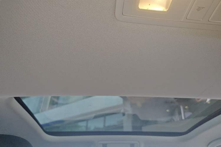 Used Volkswagen Golf 2017 230TSI Automatic Comfort Edition – Celebrating Milestone of One Million Units Headliner