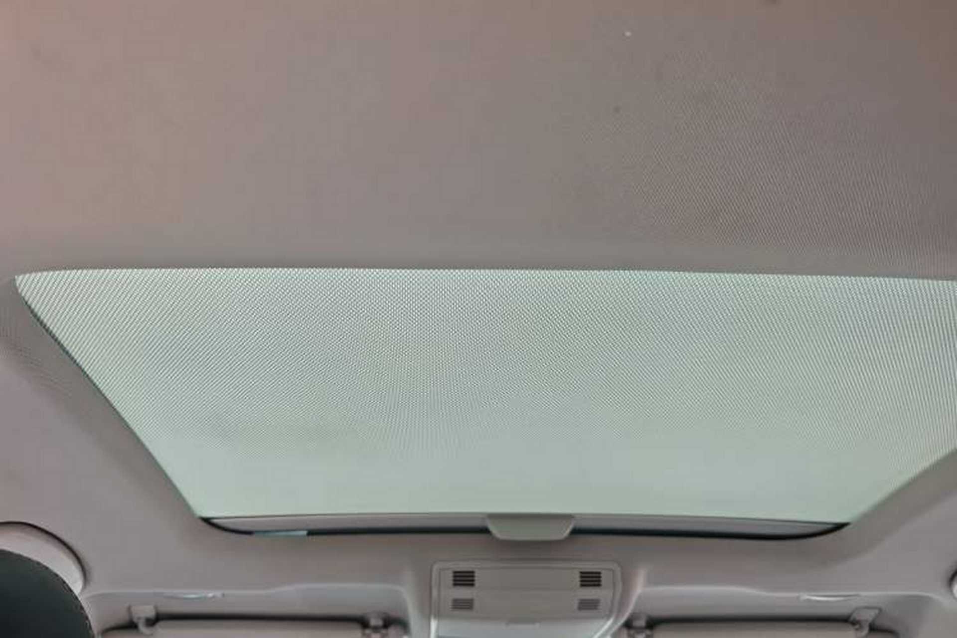 Used Volkswagen Golf 2017 230TSI Automatic Luxury Million-Vehicle Commemorative Edition Headliner