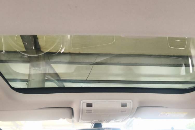 Used Volkswagen Golf 2017 230TSI Automatic Luxury Million-Vehicle Commemorative Edition Headliner